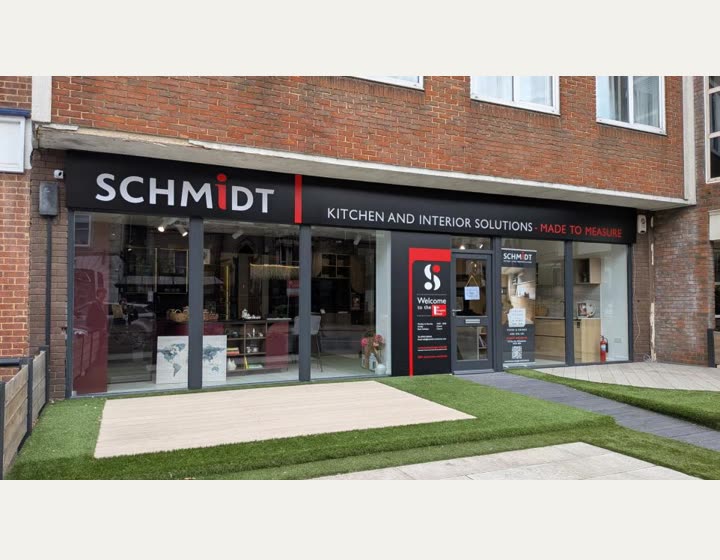 Schmidt Winchester in City Road