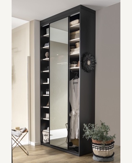 Clay Noir Walk in Shower layout image