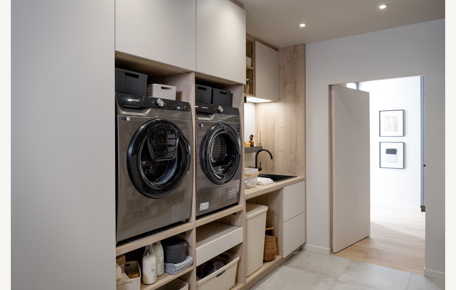 Neolis Utility Room project